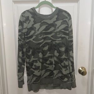 eight eight eight - army print sweater size medium